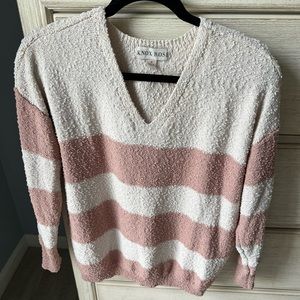 Knox Rose sweater 💗